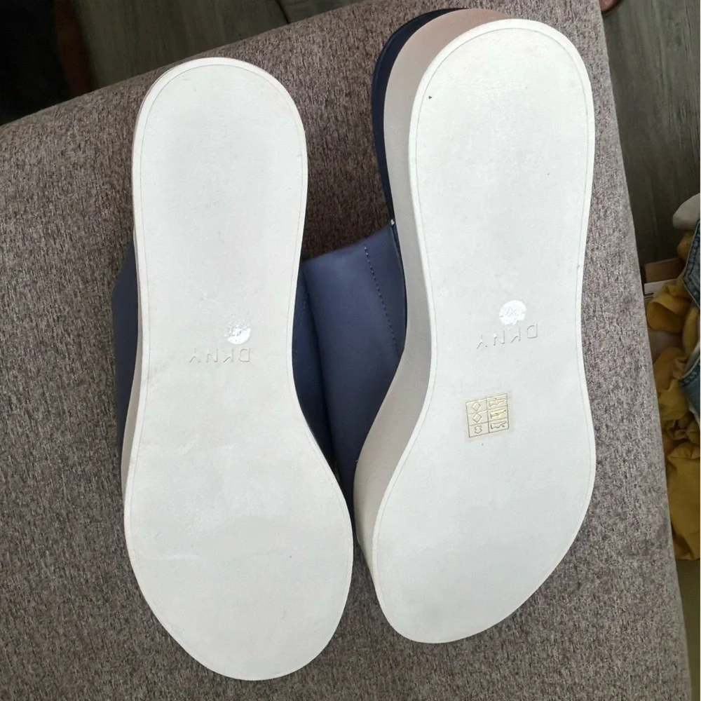 DKNY Slip-on Platform Mule‎ Sandals Sz 10